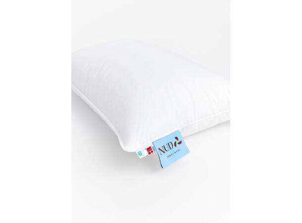 NUD dunpute 50x70 medium 800g 100% resirkulert. 70% fjær og 30% dun 
