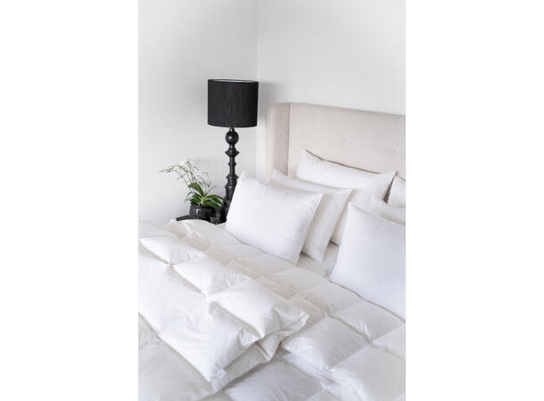 Luxury 140x200 Medium dundyne Hotel Collection by Norsk Dun