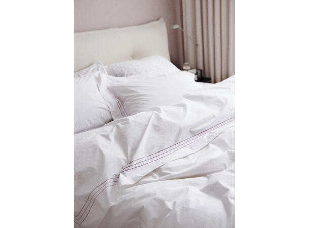 Tone Kroken Habibi sengesett 140x220/50x70 Aubergine 