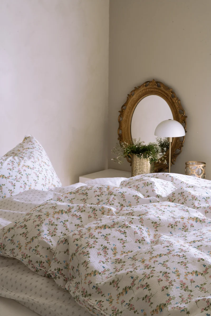 Borås Cotton Felicia Blomst 140x200/50x70 Multi 