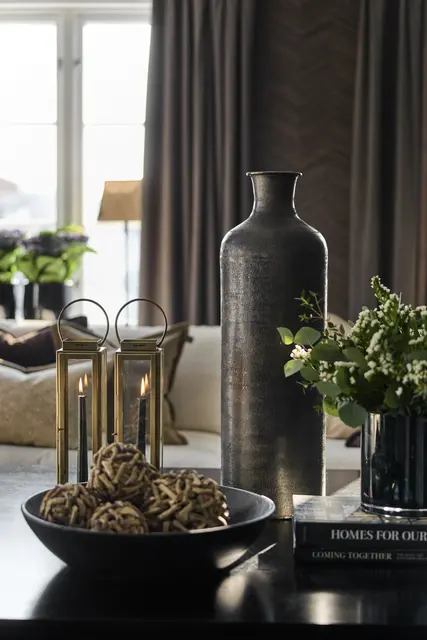 Halvor Bakke Bekkestua vase Ø24 H77 Sort 