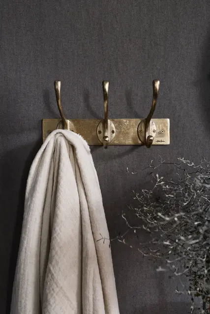 Halvor Bakke Høgevarde knaggrekke metall 5 knagger Messing 