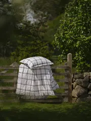 Halvor Bakke Nox sengesett 140x200/50x70 Blå / Midnight blue