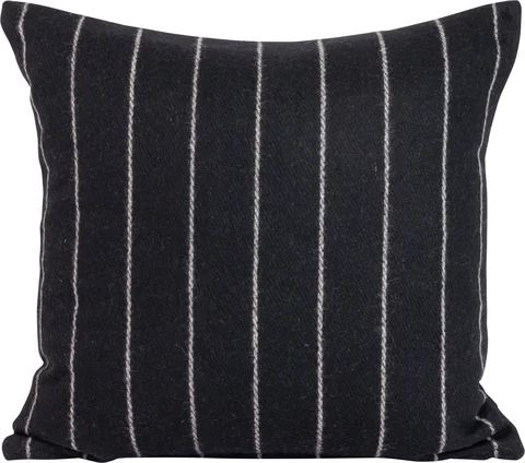 Lama putetrekk pinstripe 50x50 Sort