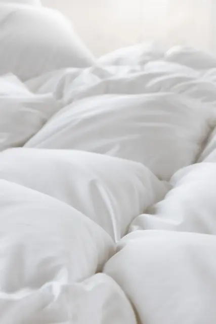 Norsk Dun 90 % andedundyne Varm 140x200 756g 