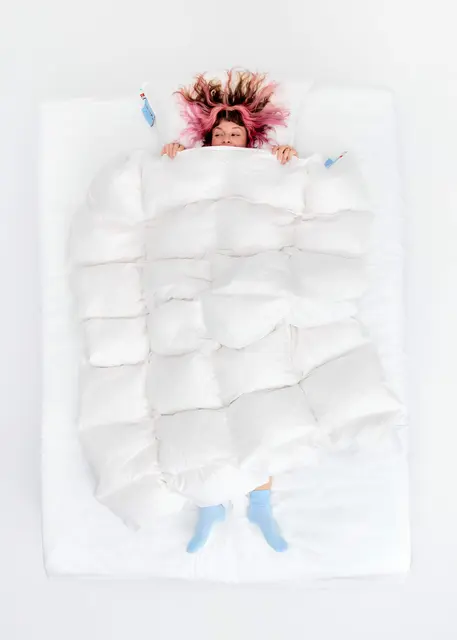 NUD dundyne 140x200 varm 728g 100% resirkulert. 80% dun og 20% fjær 