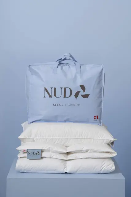 NUD dundyne 140x220 medium 616g 100% resirkulert. 60% dun og 40% fjær 